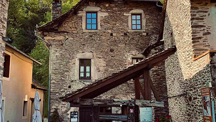 Maison de la Forge Belcastel